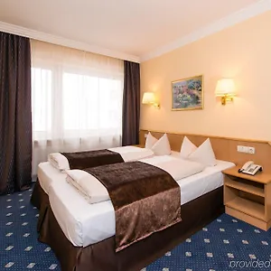 https://hotel-royal.getmunichhotels.com